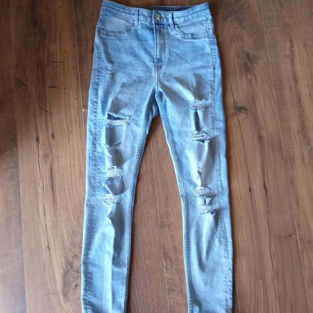 Divided H&M Distressed Jeans